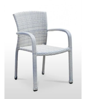 Silla con Brazos de aluminio y rattan Narbona