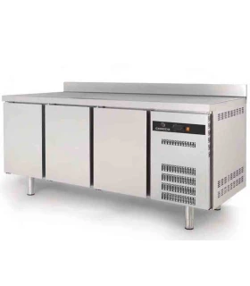 Mesa Snack Refrigerada 2020x600mm 3 puertas Coreco TSR-200-S