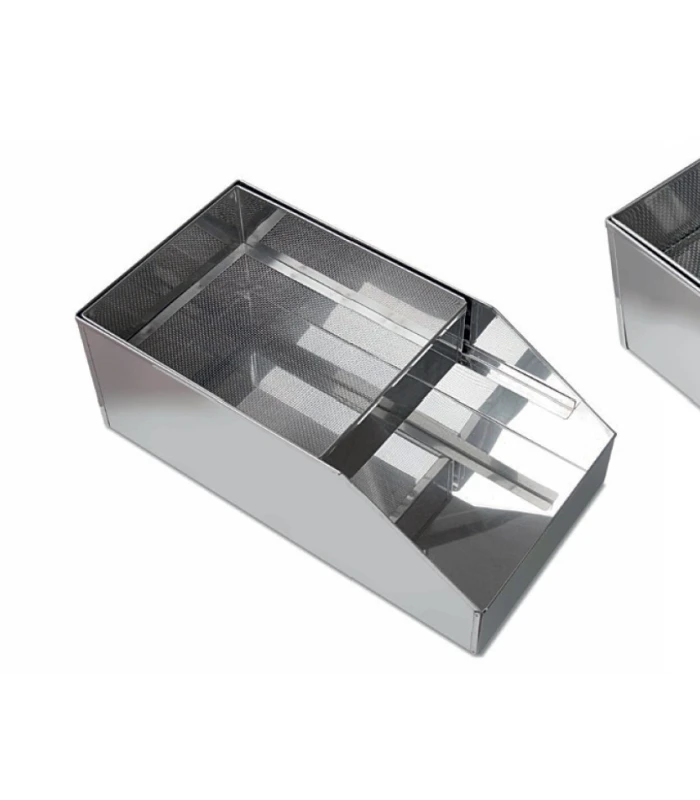 default_cat_name) (product_name) (product_reference)