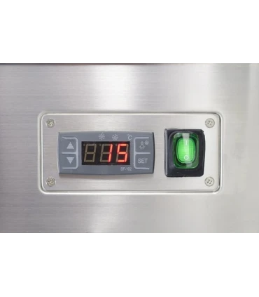 Vitrinas de Pastelería Vitrina Refrigerada Ventilada 3 estantes 1200x810x1454h mm XC500L Clima Hostelería XC500L