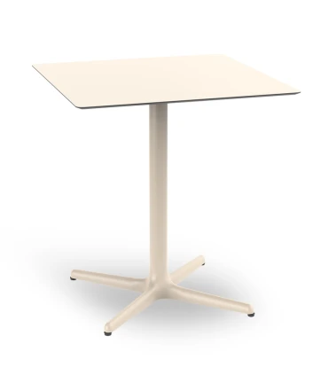 default_cat_name) (product_name) (product_reference)