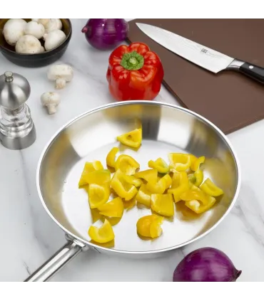 default_cat_name) (product_name) (product_reference)