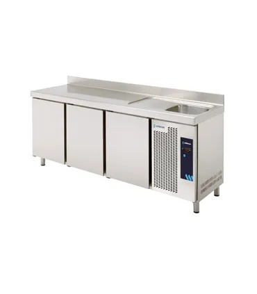 Mesas Frías con Fregadero Mesa Refrigerada 3 puertas GN 1/1 fondo 700mm con fregadero Edenox MPGF-180 HC Edenox 19059892 Mesas Frías con Fregadero Mesa Refrigerada 3 puertas GN 1/1 fondo 700mm con fregadero Edenox MPGF-180 HC Edenox 19059892
