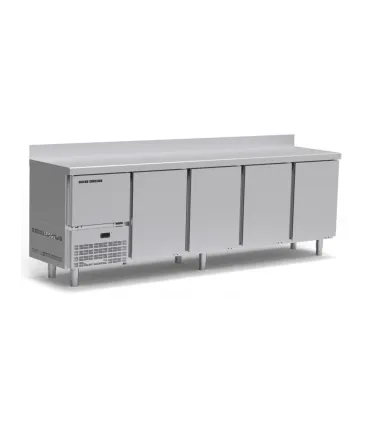 Mesa refrigerada 4 puertas 2300x700mm GN 1/1 Oscar Zarzosa Mesa refrigerada 4 puertas 2300x700mm GN 1/1 Oscar Zarzosa